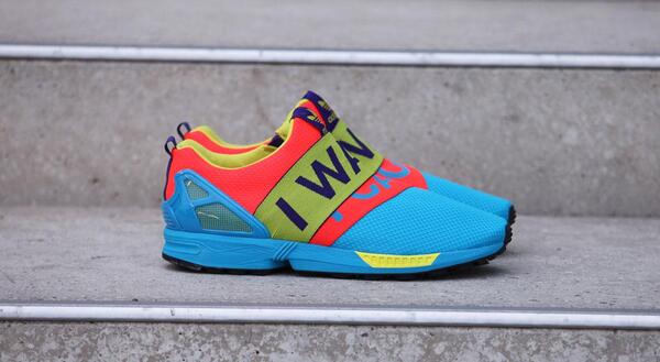 写真 adidas Originals ZX Flux Slip On 